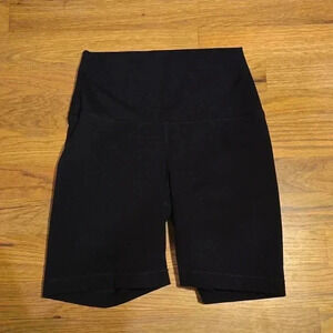 Yogalicious Lux Black Biker Shorts S